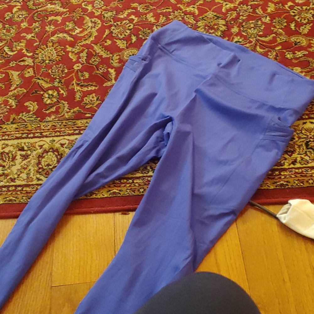Fabletics Trinity high waisted pocket leggings
